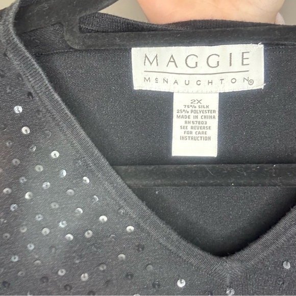 Vintage Maggie McNaughton Black Sequin Sleeveless Top Vest Plus Size Silk Blouse - Picture 4 of 4